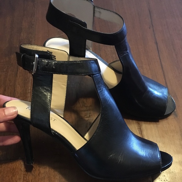 Nine West Black Heels - Picture 2 of 3